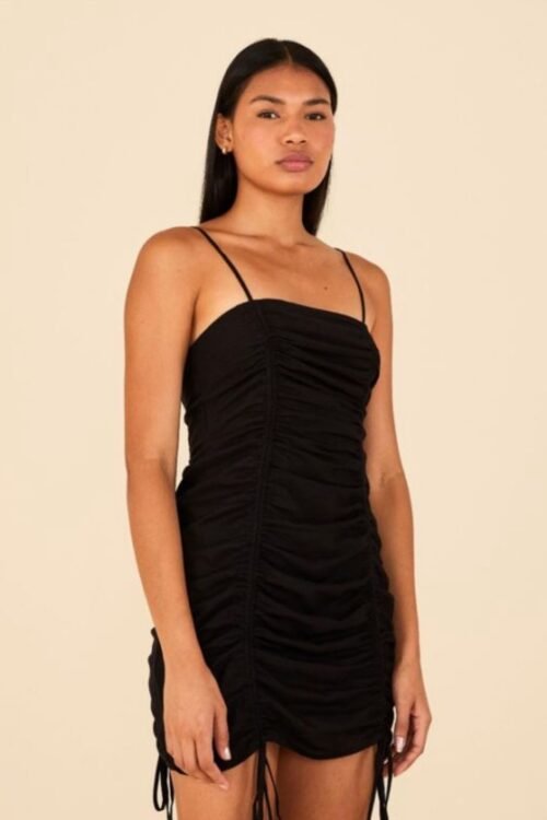 Vestido curto coliseu