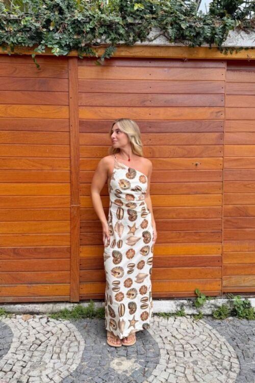 Vestido reto conchas